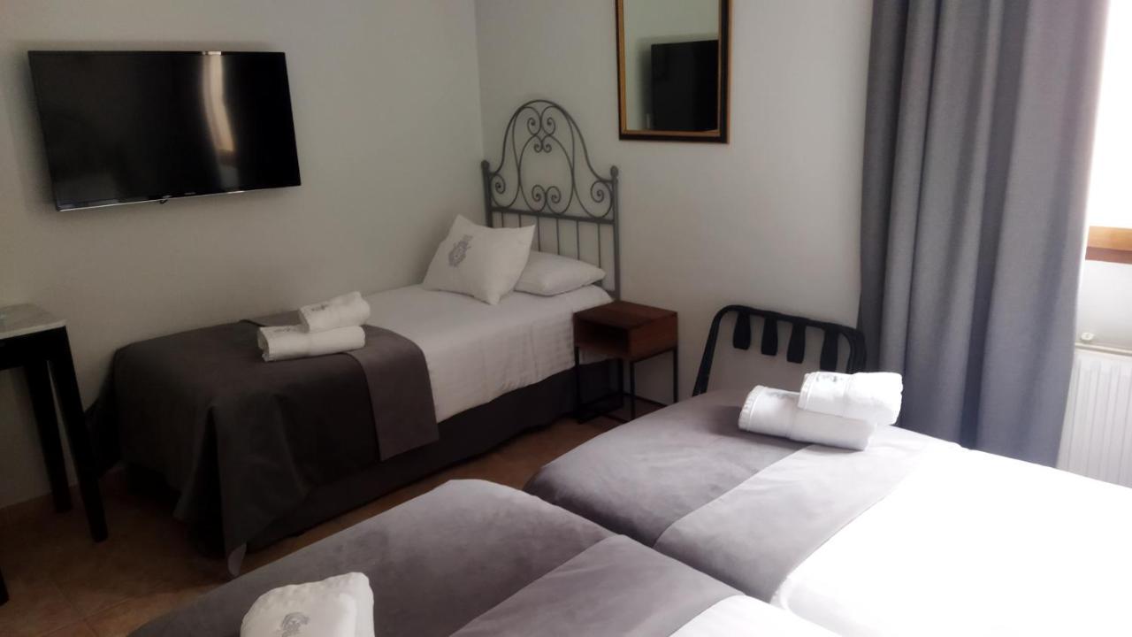 Hotel Monasterio De Tejeda Garaballa Esterno foto
